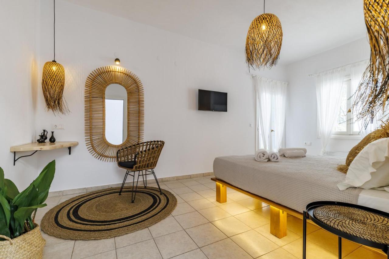 Ourania Studios & Apartments Skopelos Town Exterior photo